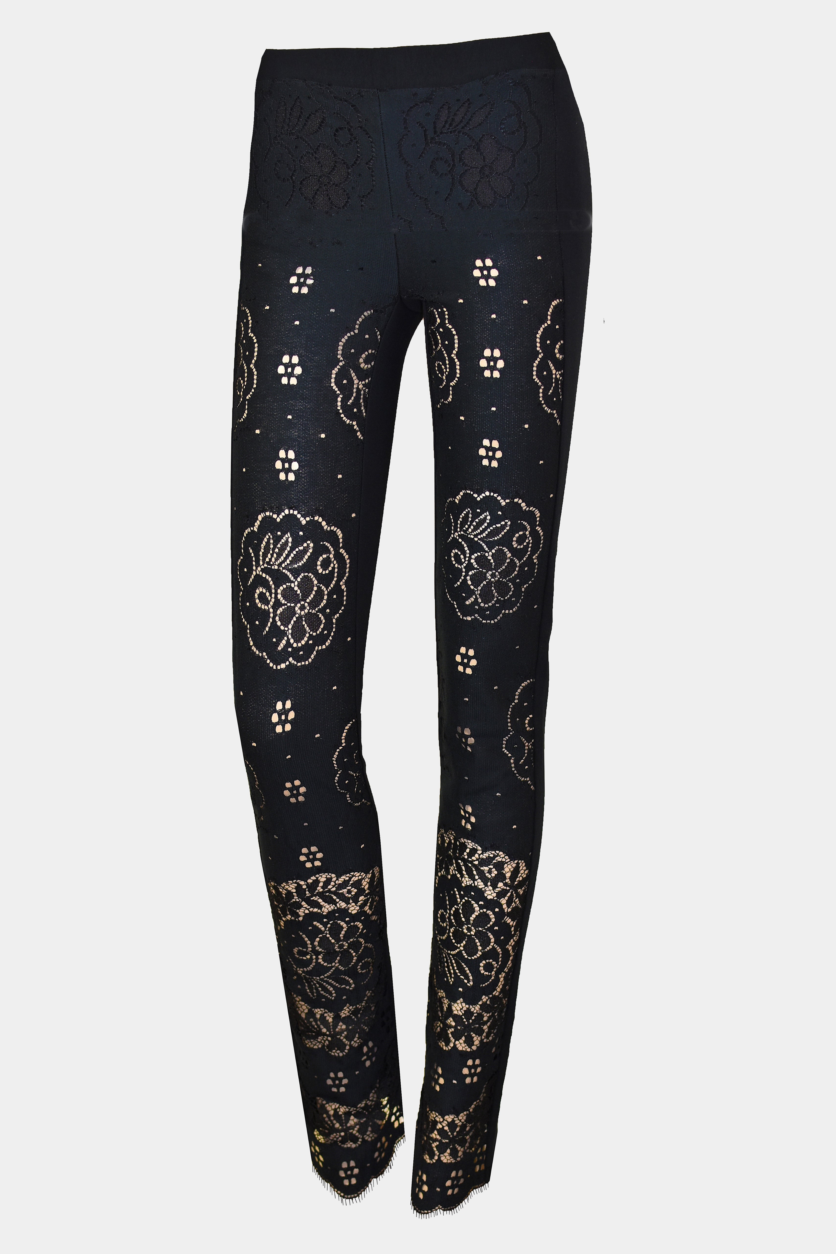 Emilia - Black - Leggings made out of soft cotton and delicate allover lace