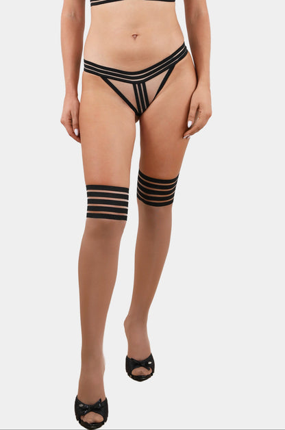 KYLIE - SKIN/BLACK - LONG SOCKS