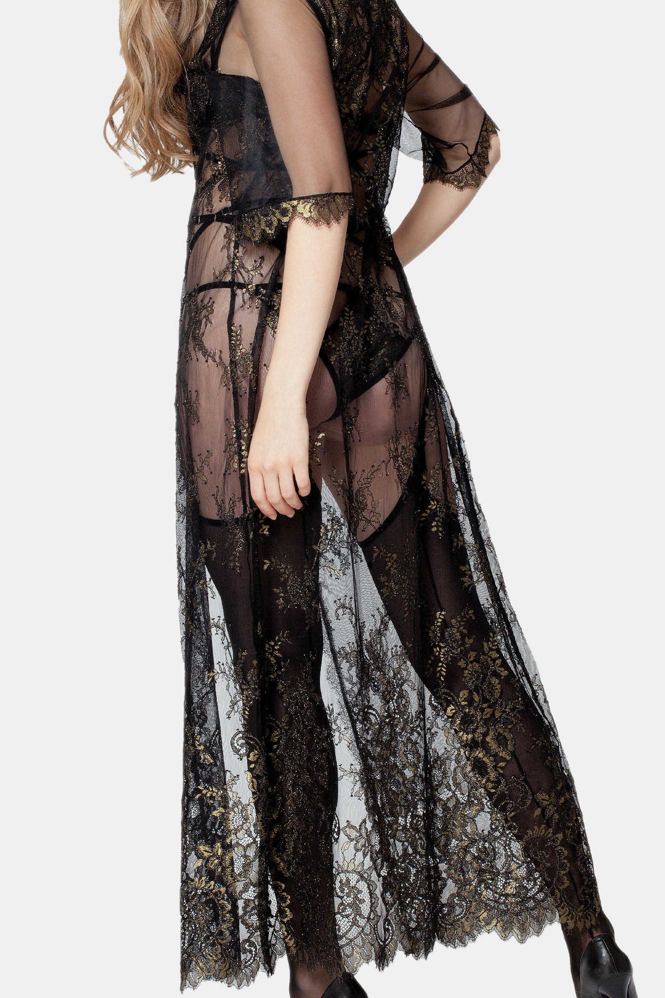 JACQUELINE - BLACK/GOLD - KIMONO