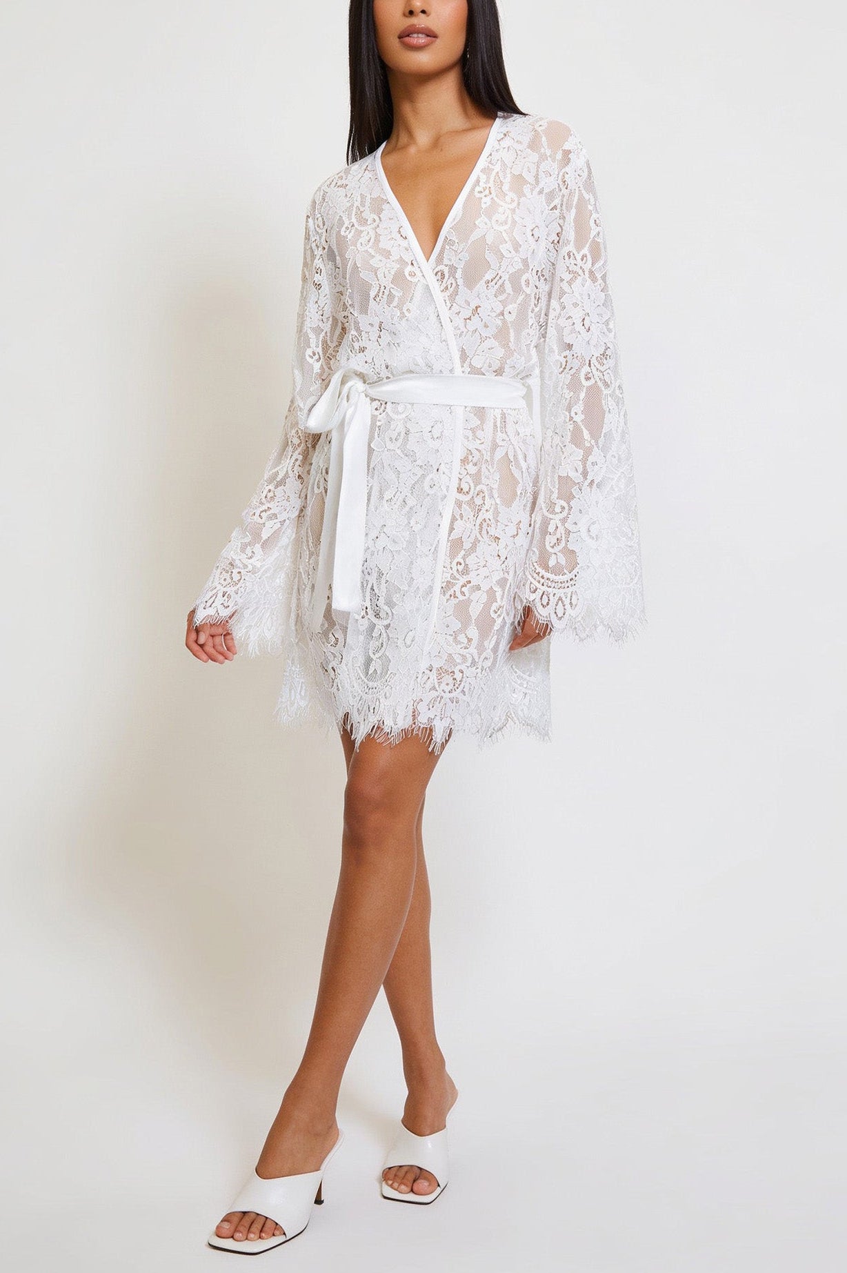Versailles - Milk - Gorgeous kimono made out of exclusive eyelases lace